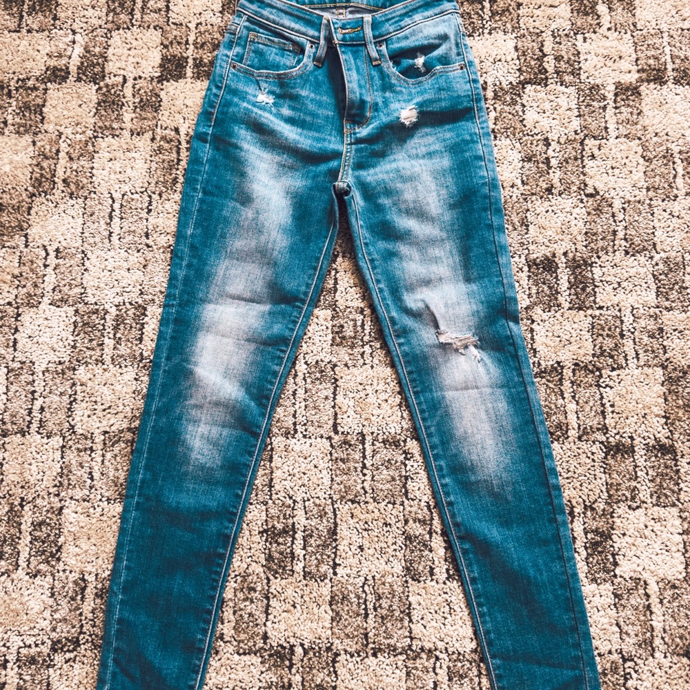 Levi's Women's Skinny Distressed Teal-Blue Jeans